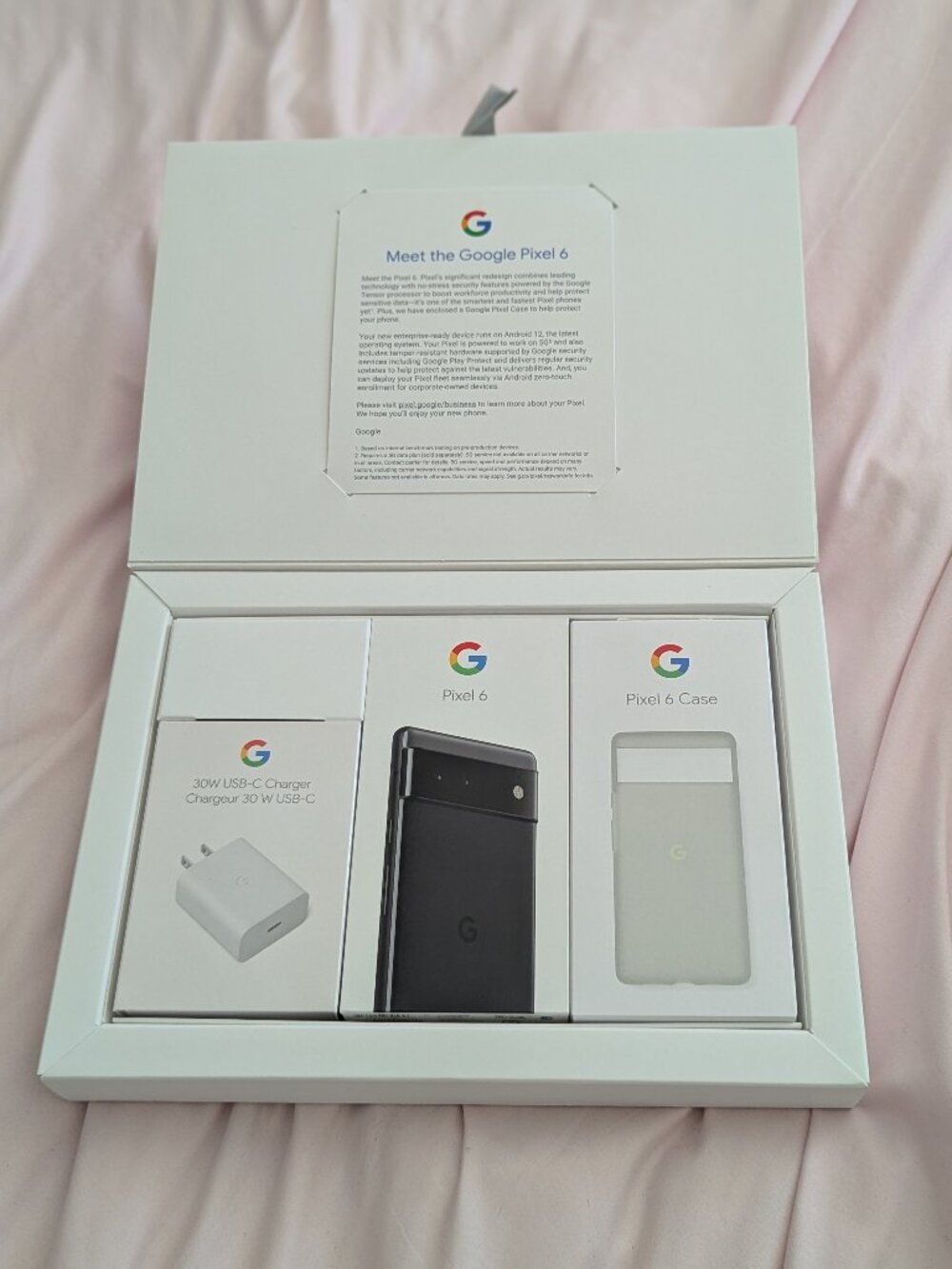 Google NIB Stormy Black Pixel 6 128GB Bundle